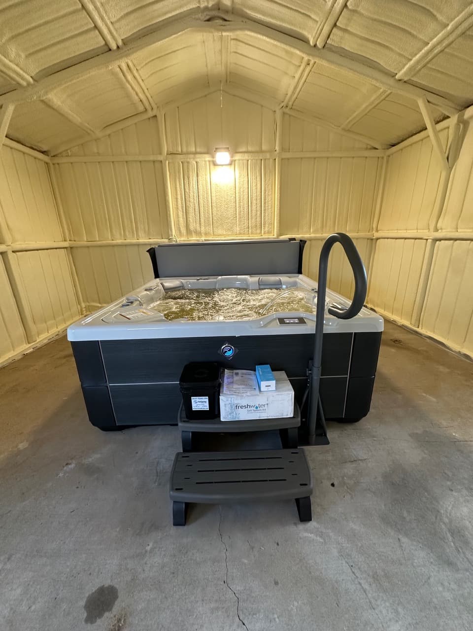 Hot tub delivered by East Texas Hot Tub Company to Jacksonville, Texas