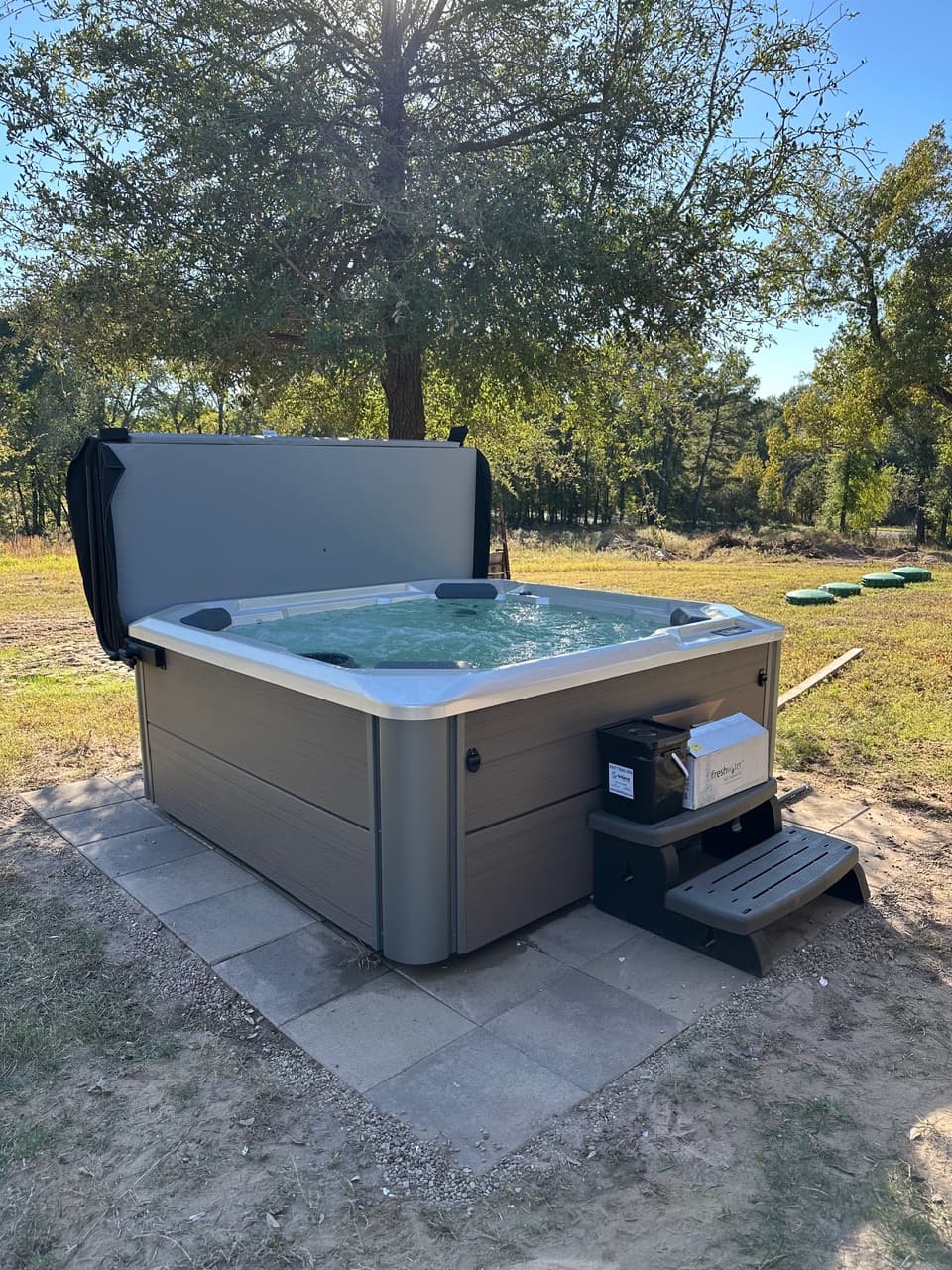 Hot tub delivered by East Texas Hot Tub Company to Brownsboro, Texas