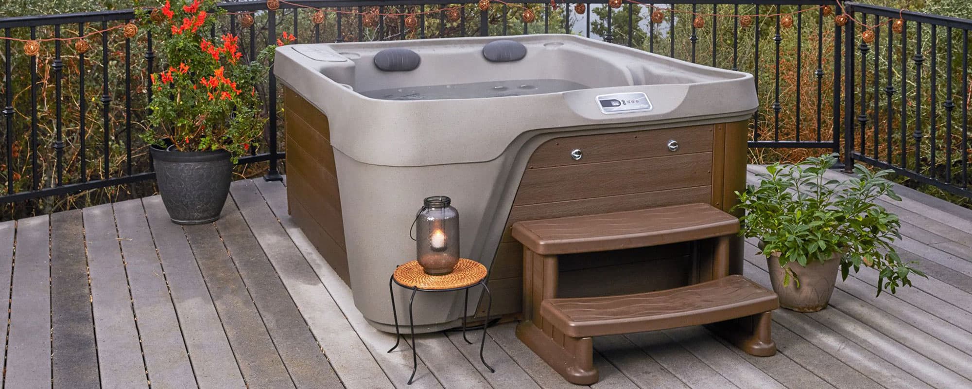 Freeflow Spas hot tub by Hot Spring Spas