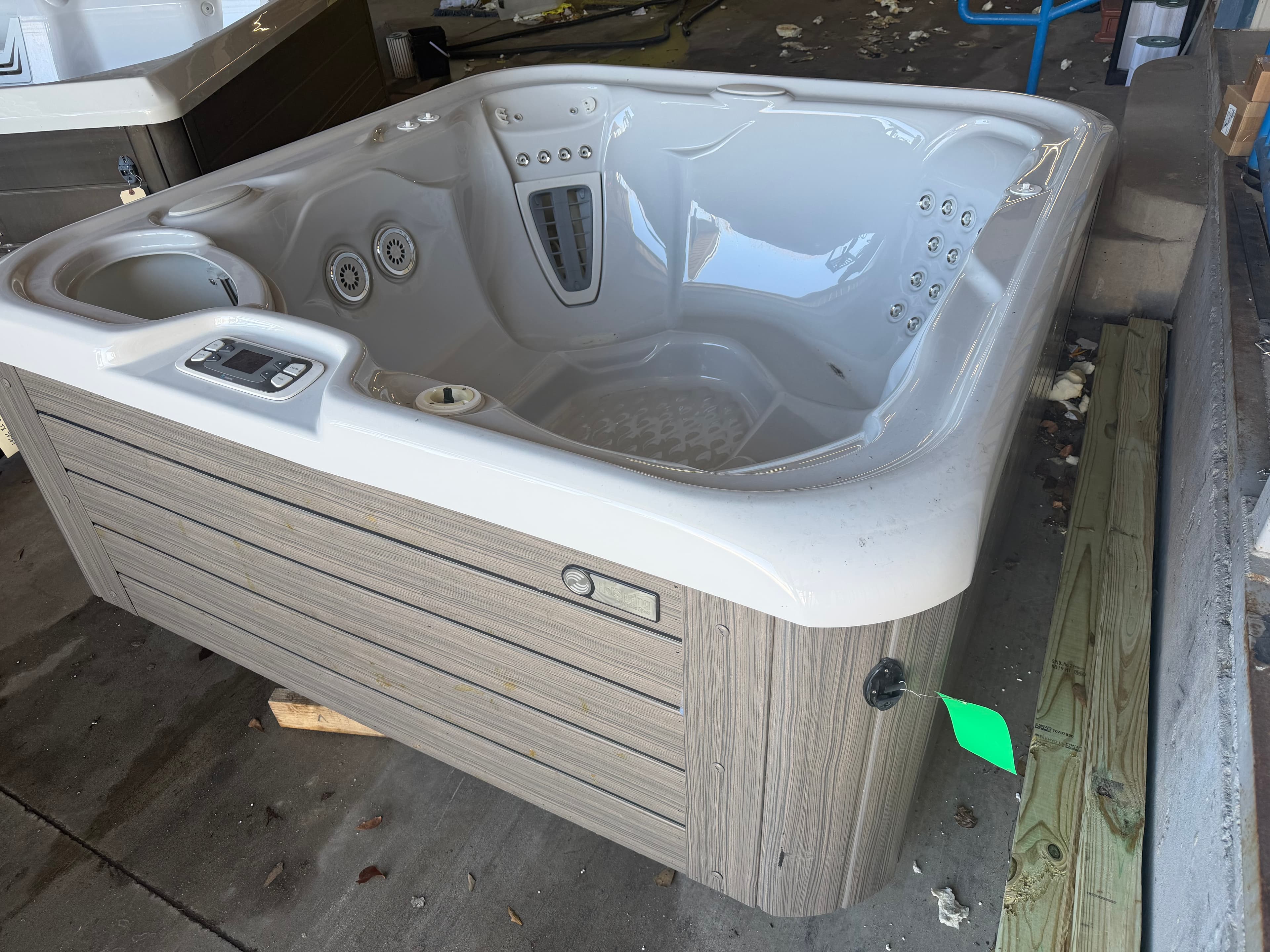Certified pre-owned 2016 Hot Spring Jetsetter hot tub for sale at East Texas Hot Tub Co.