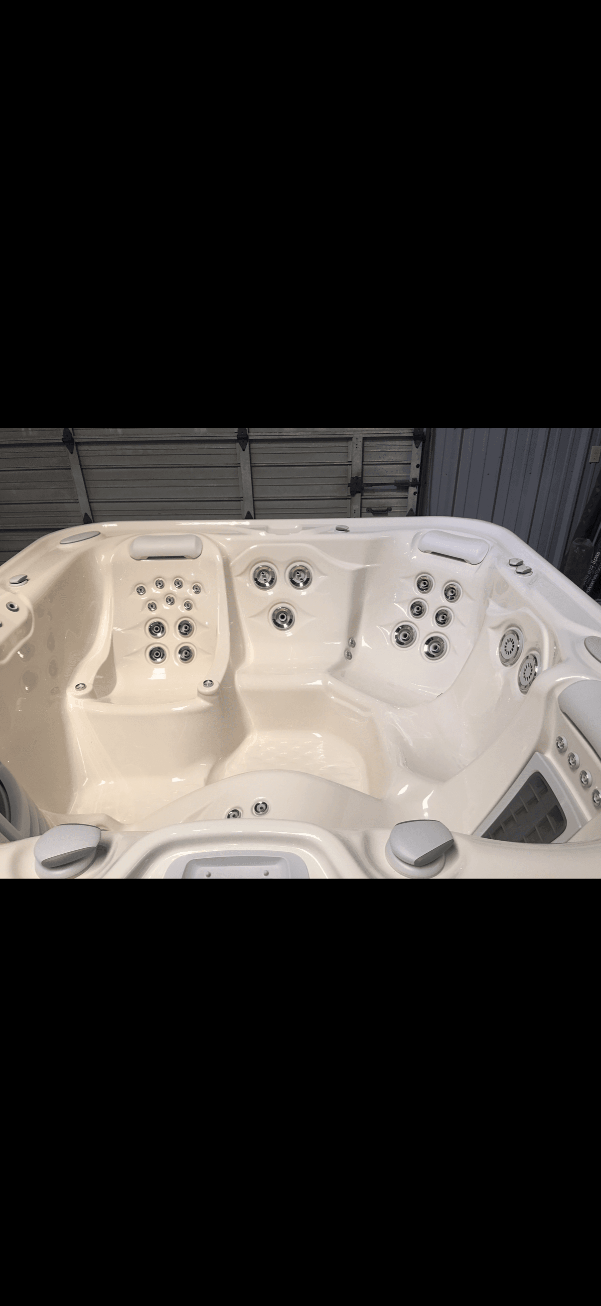 Certified pre-owned 2015 Hot Spring Sovereign hot tub for sale at East Texas Hot Tub Co.