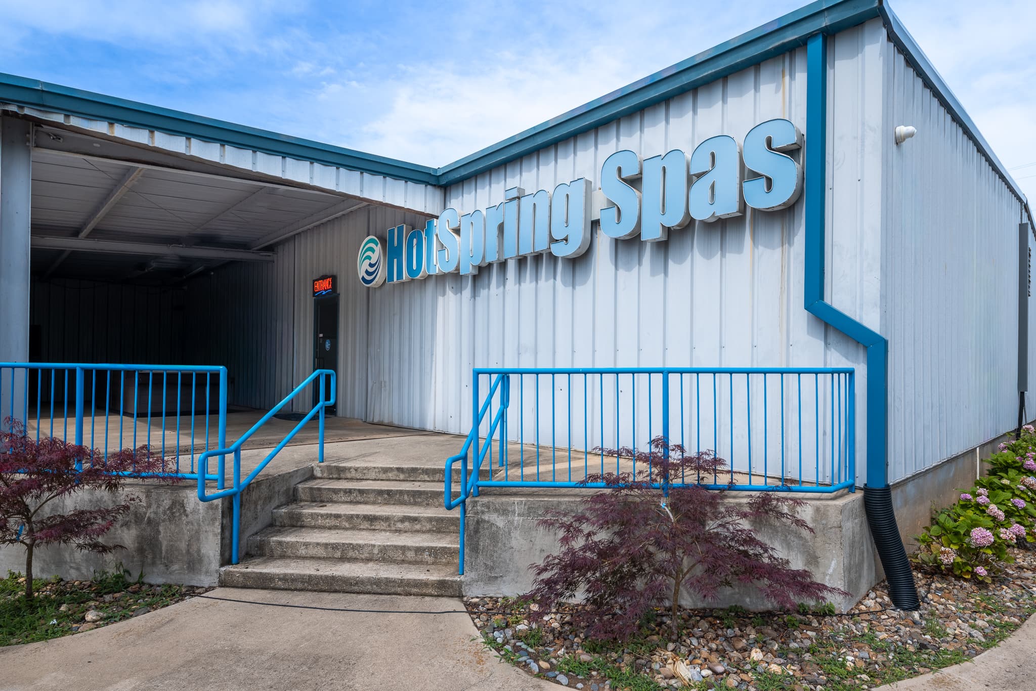 East Texas Hot Tub Tyler showroom entrance