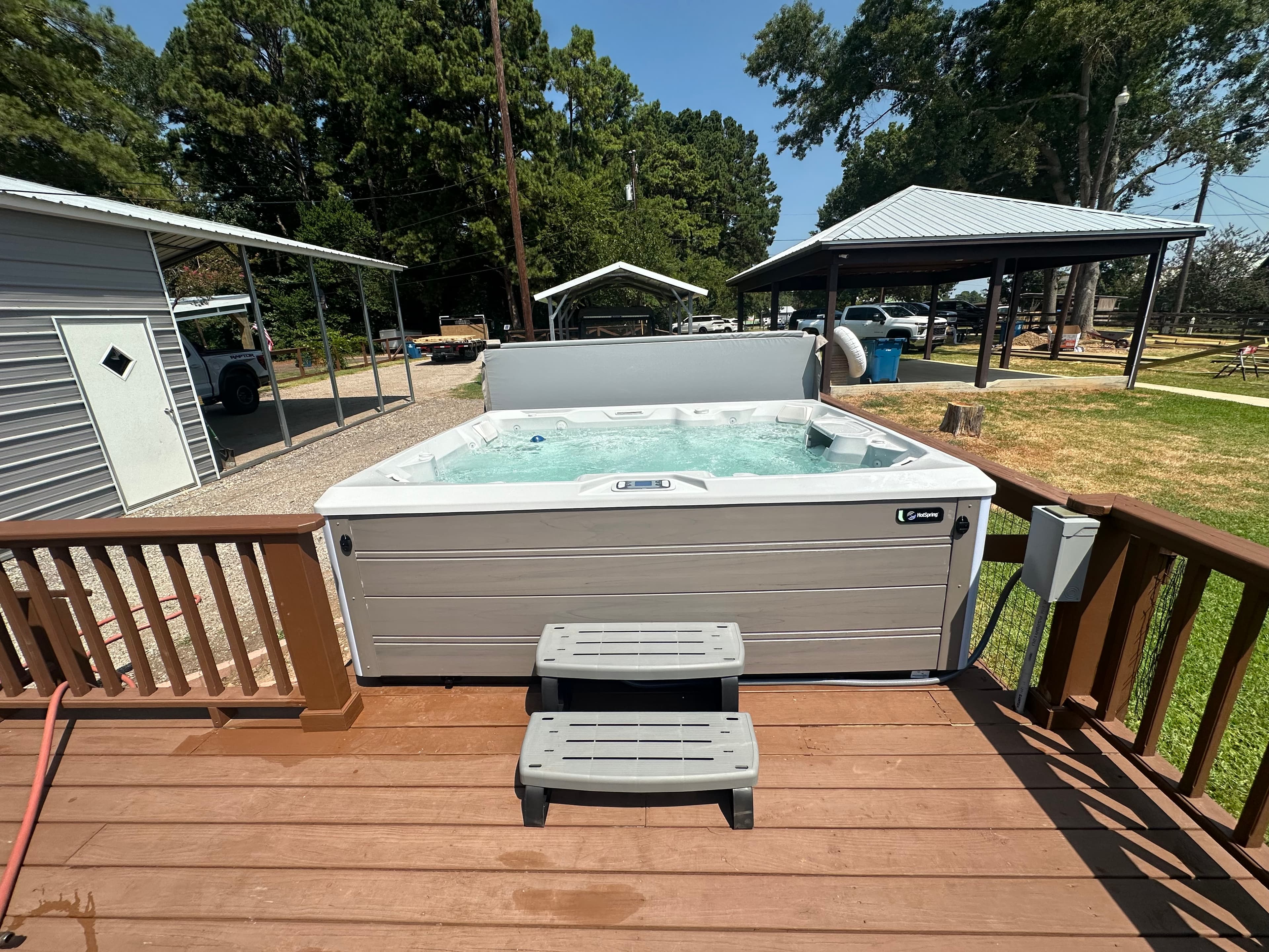 Hot tub delivered by East Texas Hot Tub Company to Jacksonville, Texas