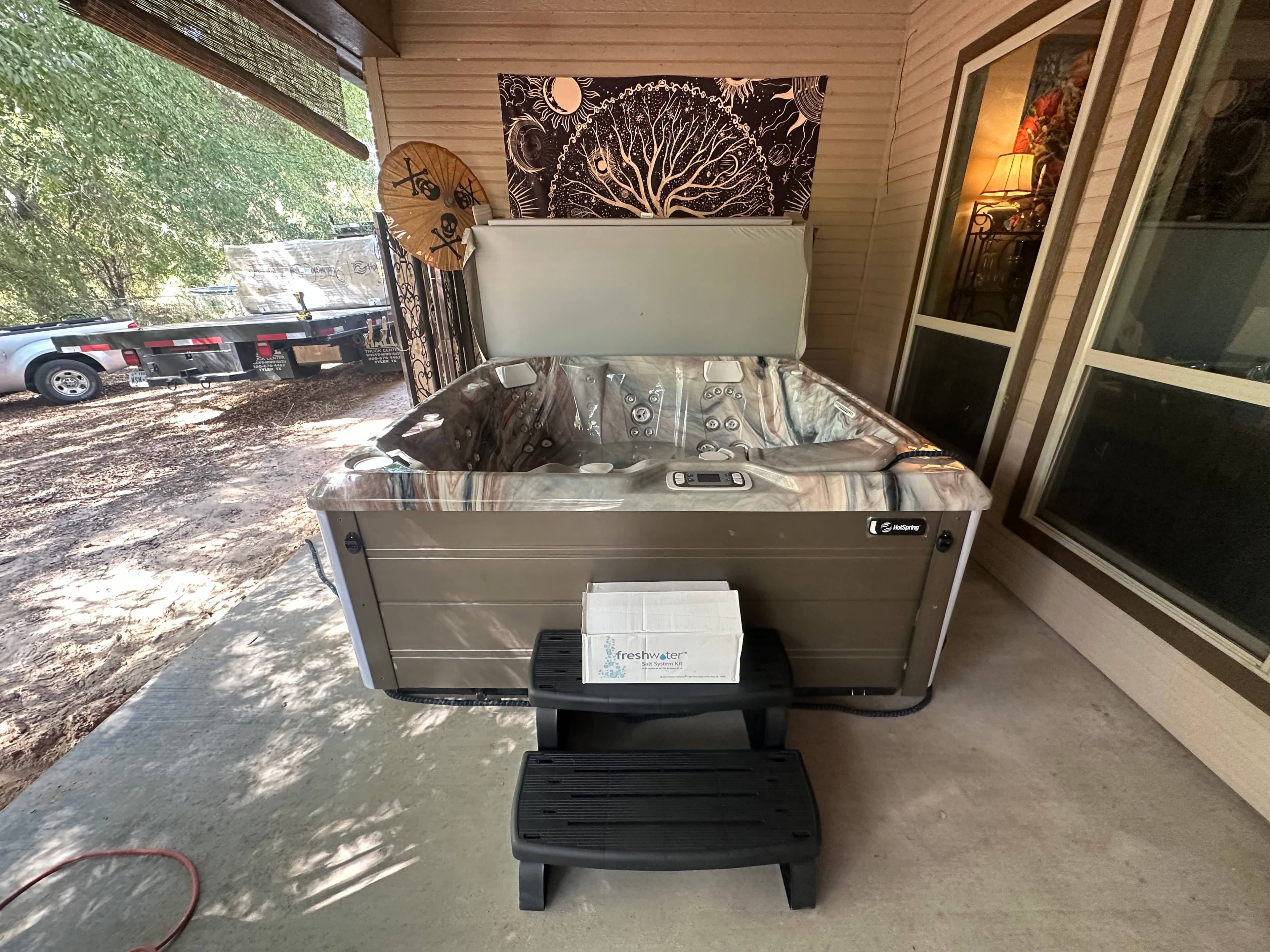 Hot tub delivered by East Texas Hot Tub Company to Gilmer, Texas