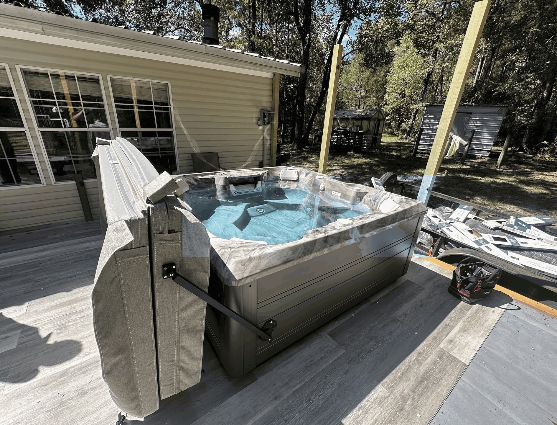 Hot tub delivered by East Texas Hot Tub to Groveton, LA, Texas