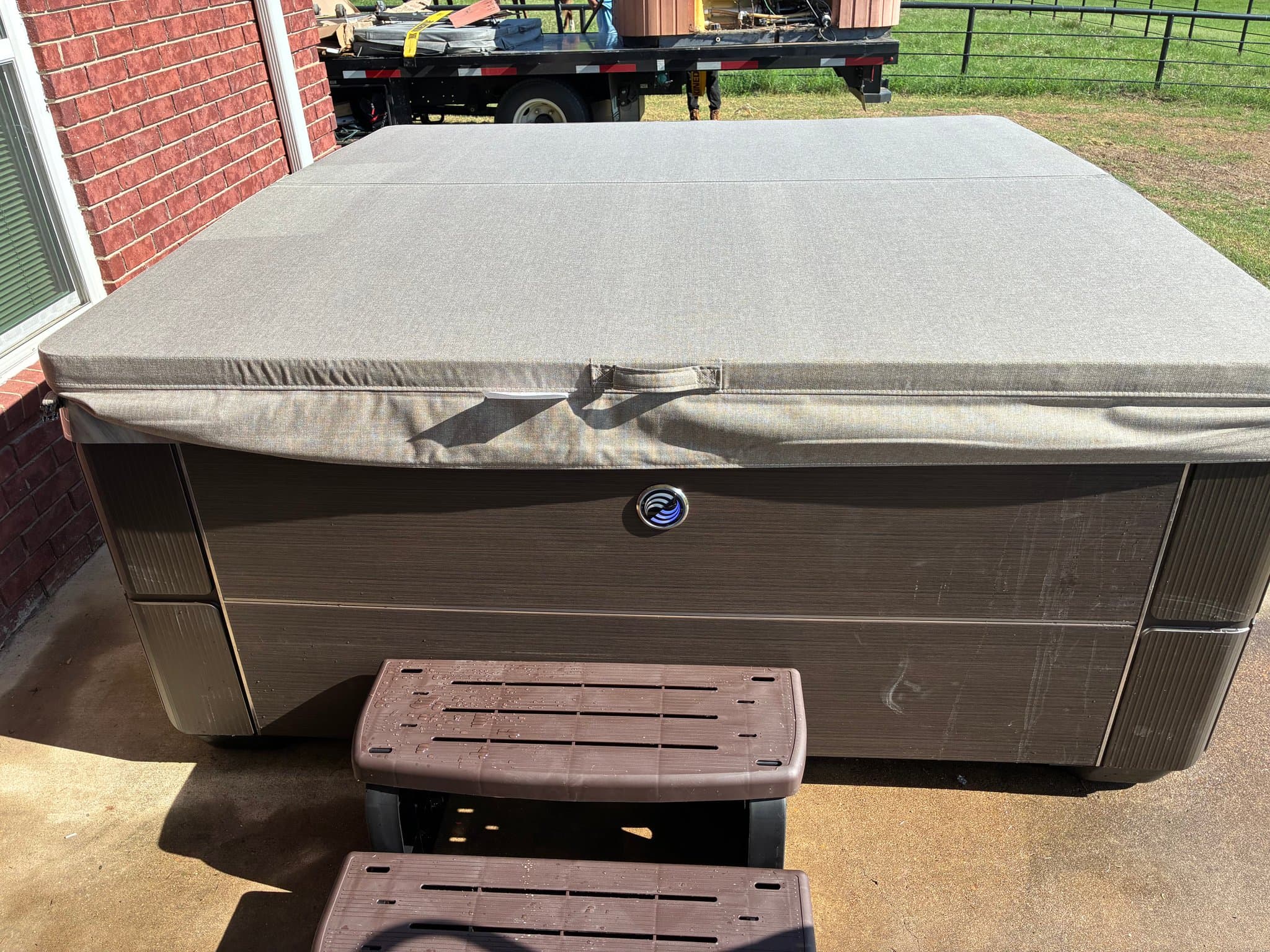 Hot Spring Aria delivered to Jacksonville, Texas
