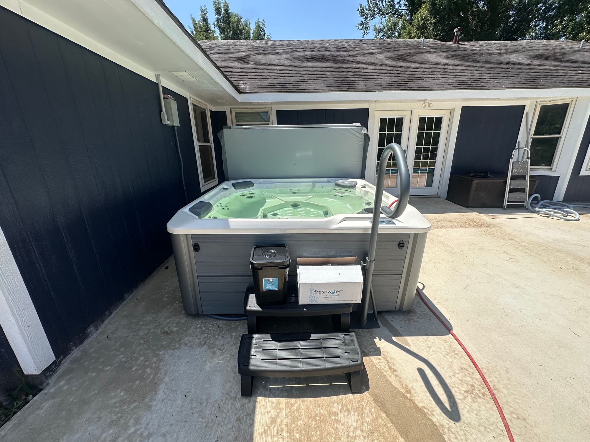 Hot tub delivered by East Texas Hot Tub Company to Mt Pleasant, Texas