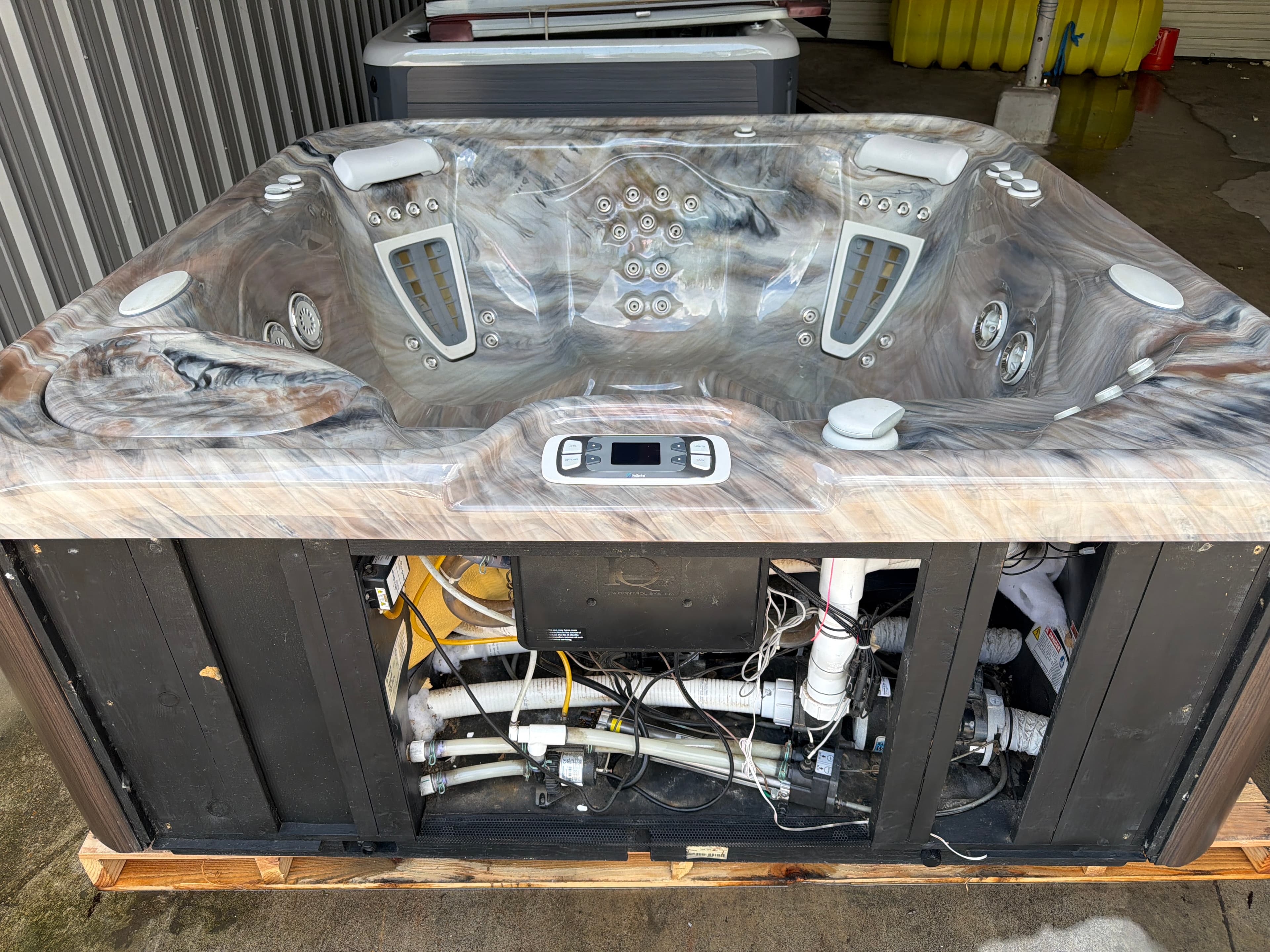 Pre-owned 2017 Vanguard Tuscan/Mocha — Refurbished for sale at East Texas Hot Tub Co.